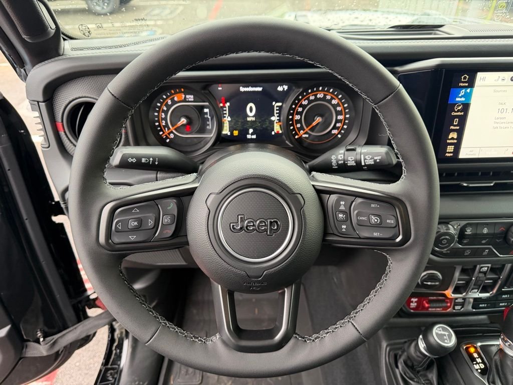 New 2026 Black Clear-Coat Exterior Paint Jeep Rubicon image 19