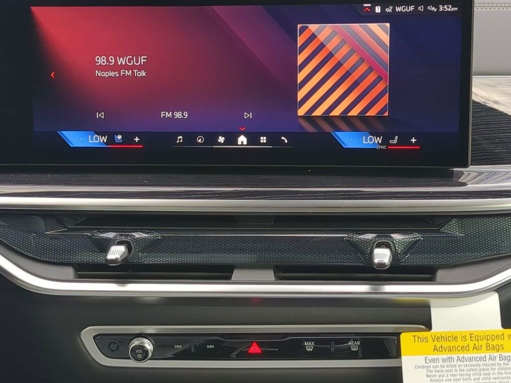New 2026 Alpine White BMW xDrive40i image 18