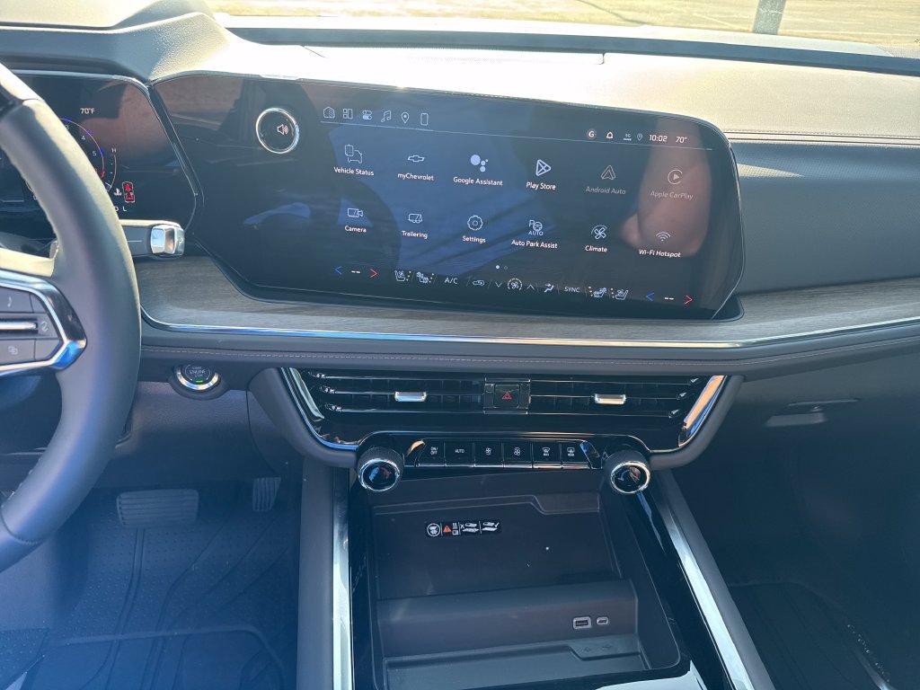 2026 Chevrolet Suburban High Country - Photo 17