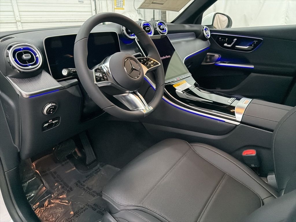 Used 2026 White Mercedes-Benz GLC 300 image 12