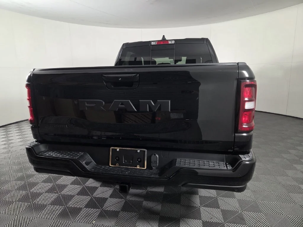 New 2027 Diamond Black Crystal Pearl-Coat Exterior Paint RAM Big Horn image 6