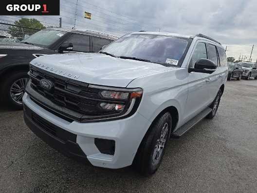 Pre-Owned 2025 Ford Expedition Active