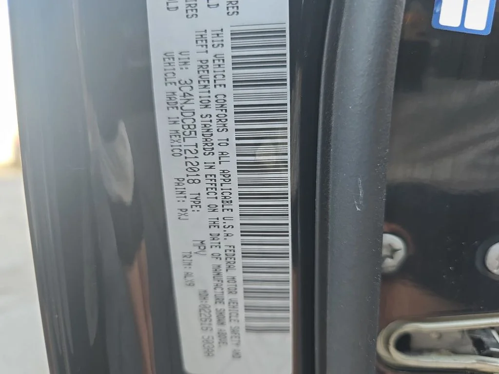 Used 2020 Black Jeep Limited image 33
