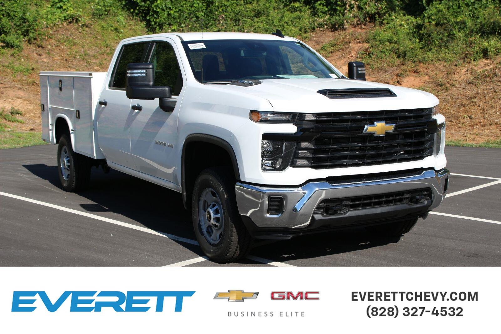 New 2026 Summit White Chevrolet WT image 1