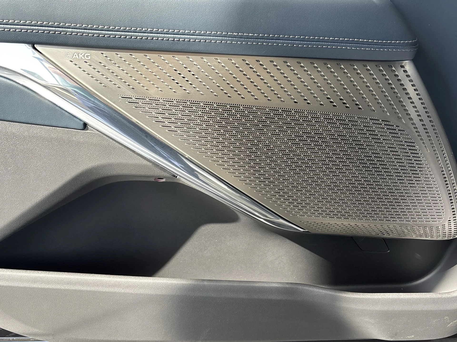 2025 Cadillac Escalade IQ Luxury 2 - Photo 78
