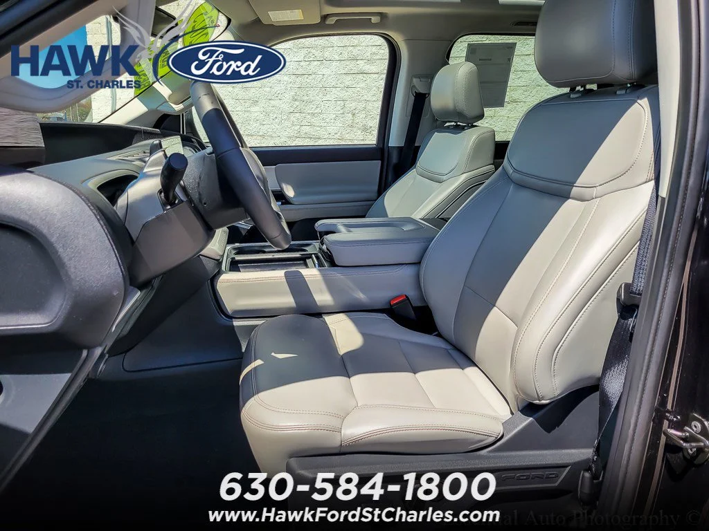 Certified Used 2025 Agate Black Metallic Ford Active image 9
