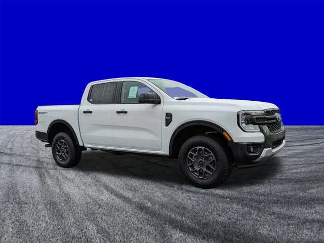 New 2026 Oxford White Ford XLT image 2