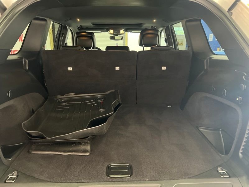 Used 2020 White Jeep Limited image 8