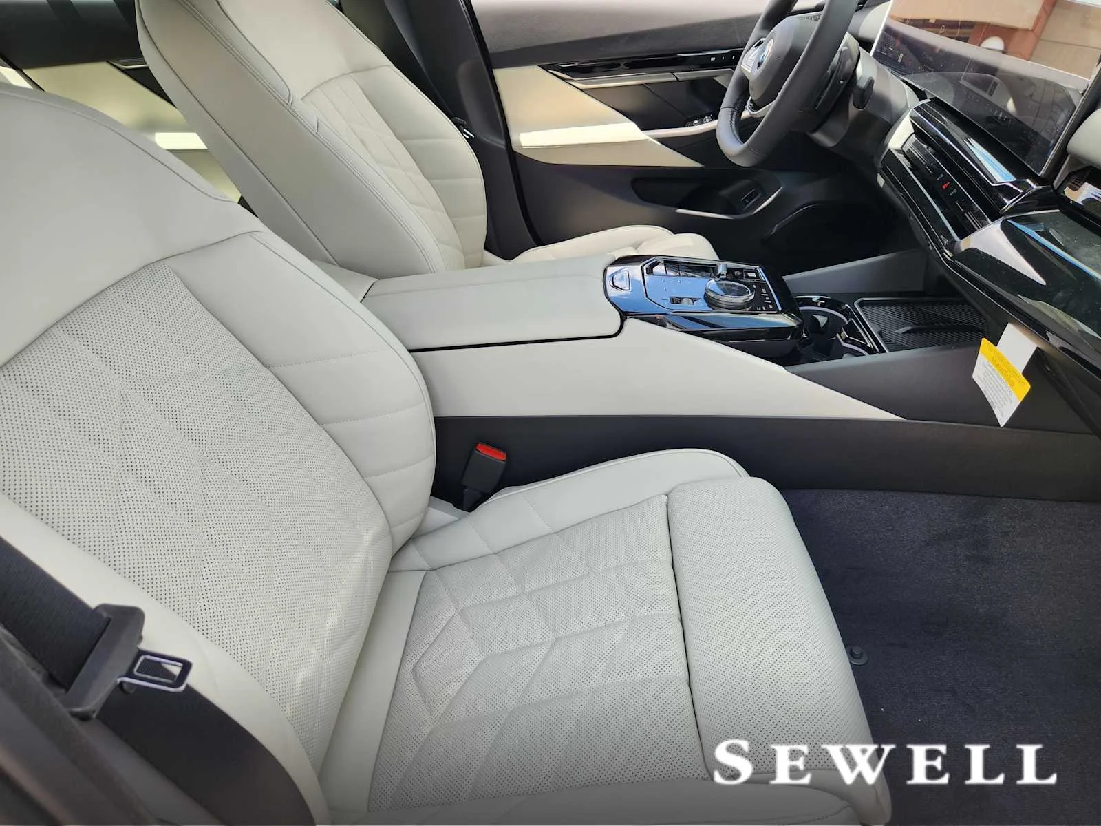 New 2026 Phytonic Blue Metallic BMW 530i image 5