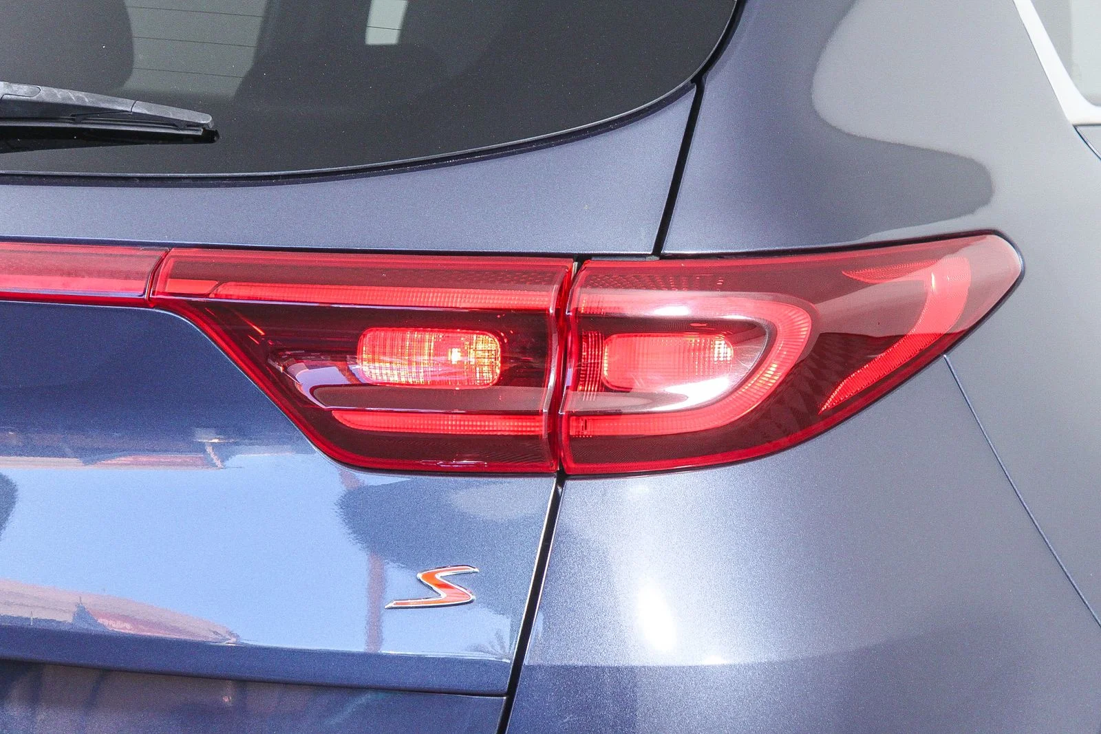 Used 2020 Blue Kia S image 9