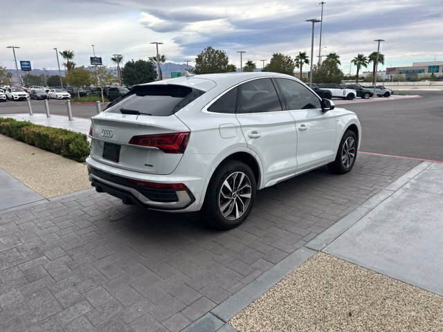Used 2022 White Audi  image 5