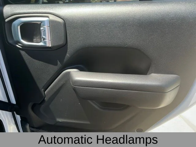Used 2021 White Jeep Willys image 26