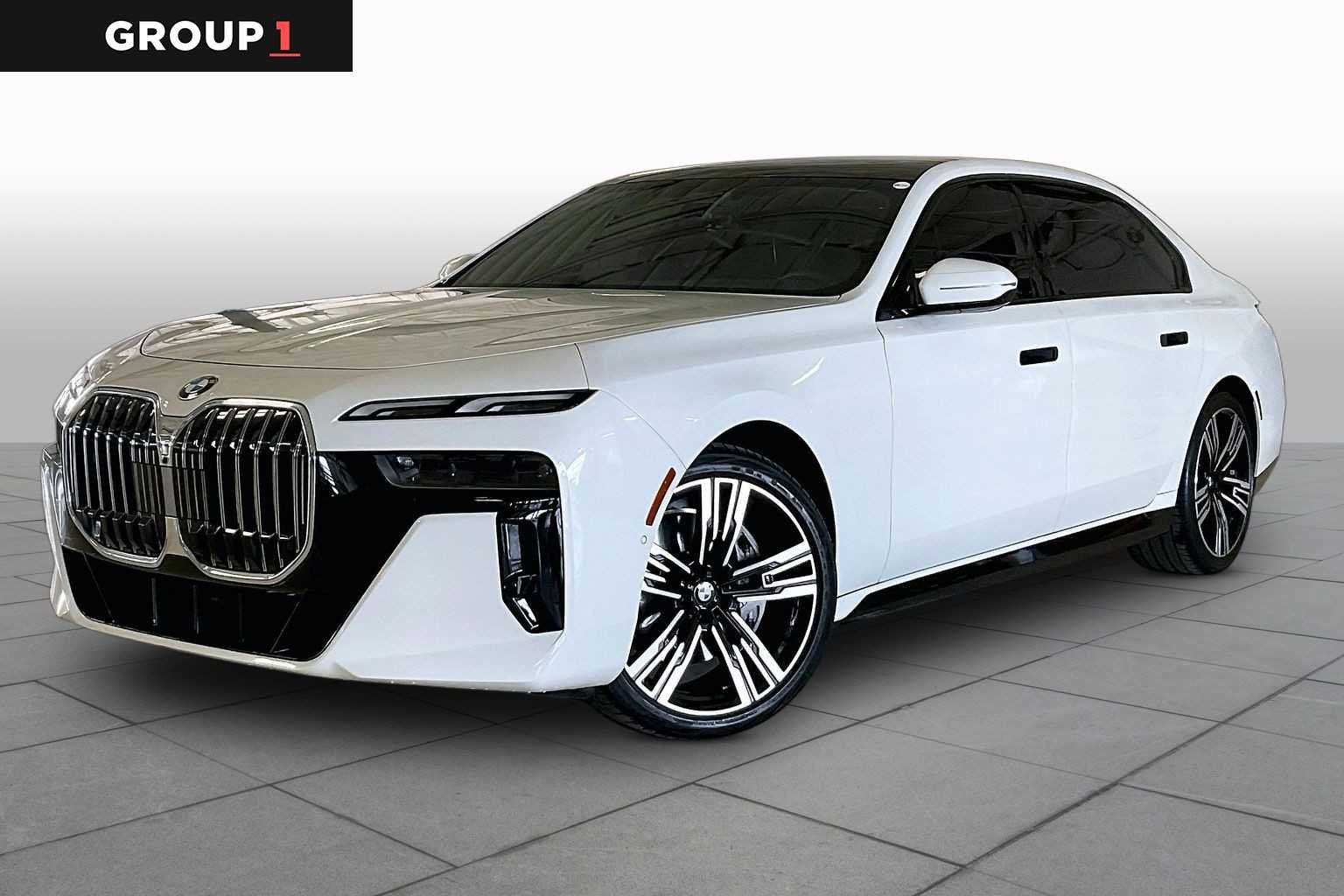 2025 BMW 740i 740i