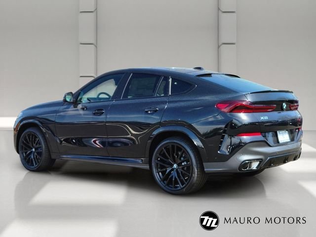 New 2026 Black BMW xDrive40i image 5
