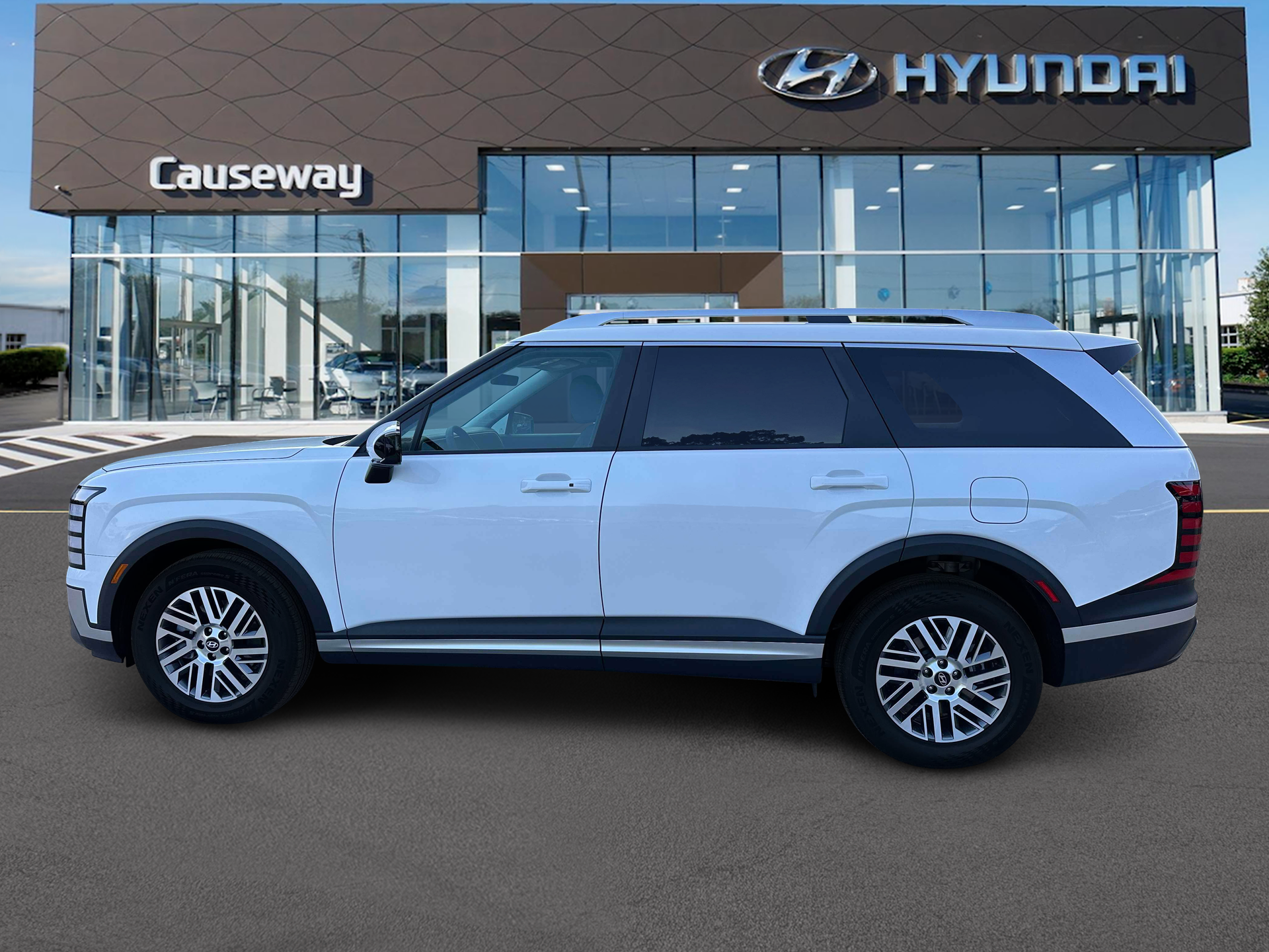 New 2027 White Hyundai SEL AWD image 3