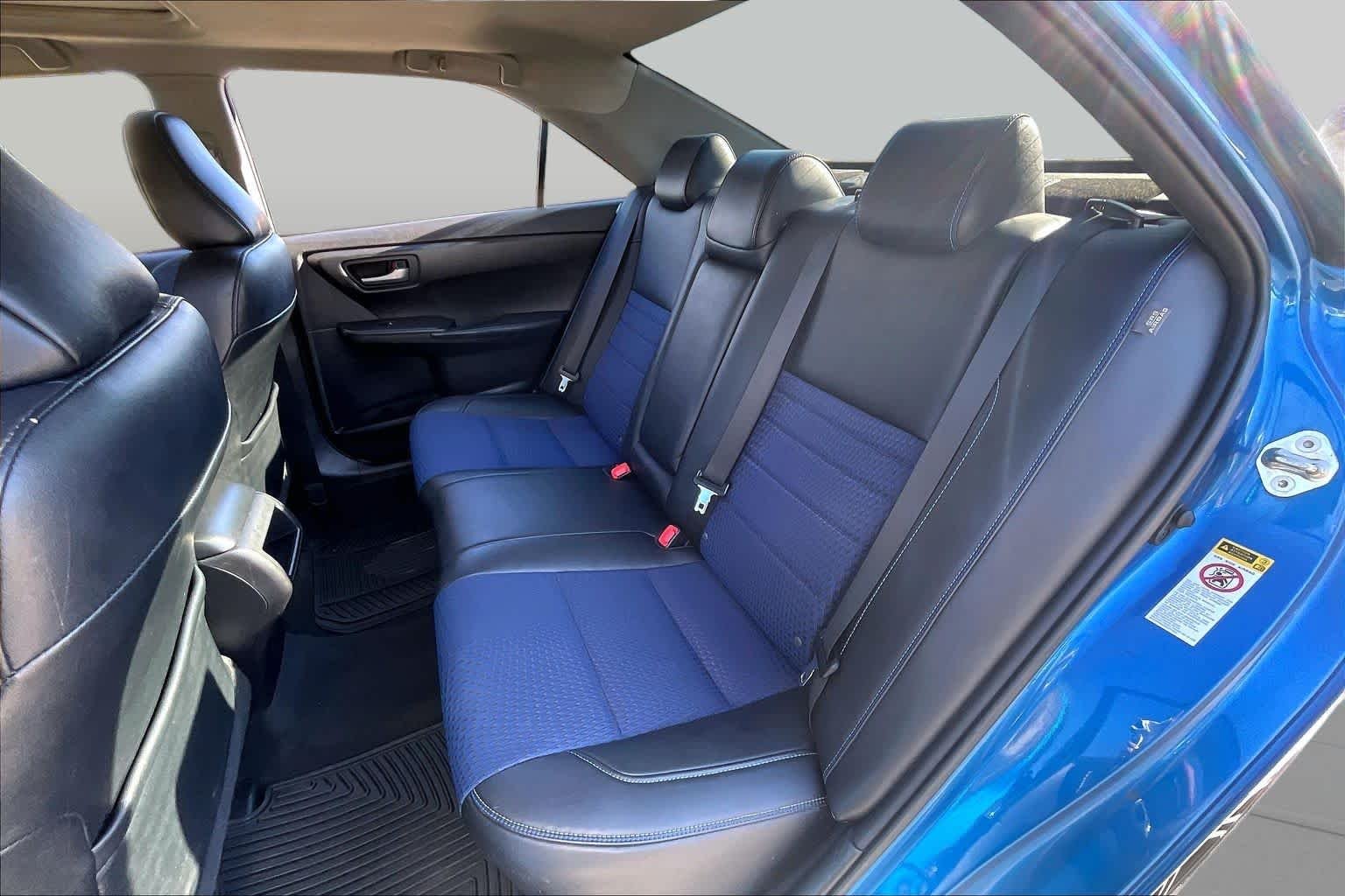 Used 2016 Blue Streak Metallic Toyota SE w/Special Edition Pkg image 20
