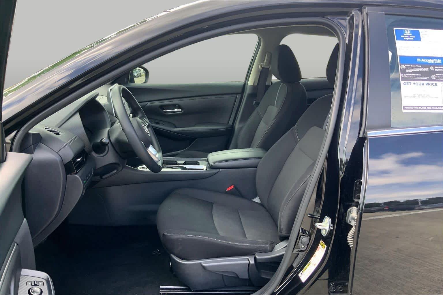 Used 2024 Super Black Nissan SV image 8