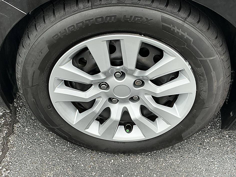 Used 2022 Super Black Nissan S image 10