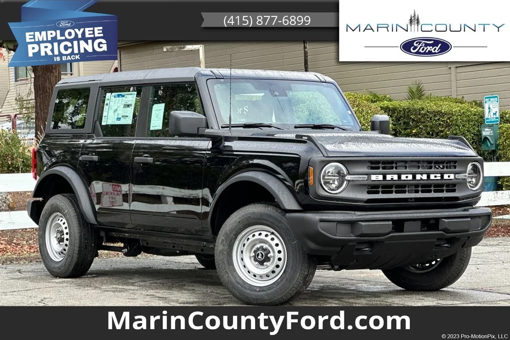 2025 Ford Bronco Base 4x4's photo