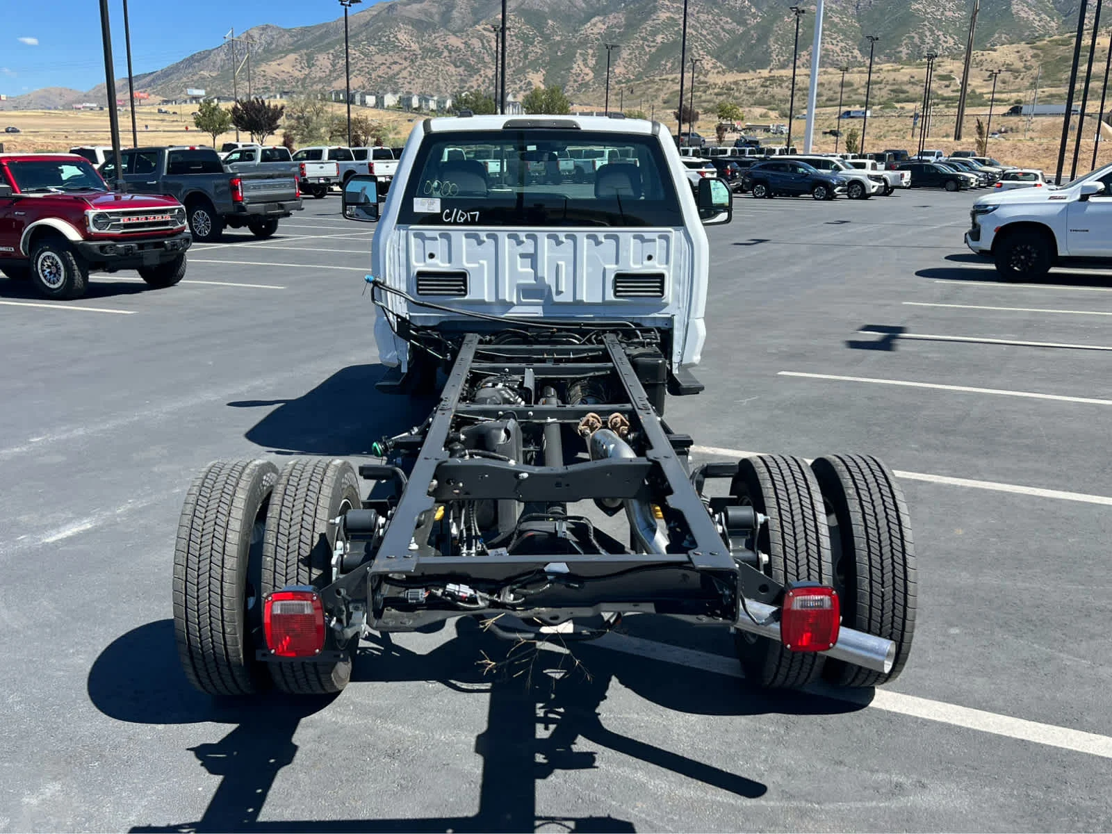 New 2026 Oxford White Ford F-550® XL image 14