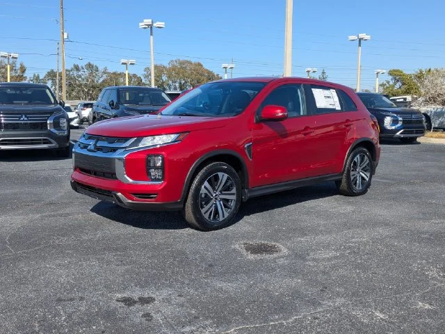 New 2027 Red Mitsubishi SE image 2