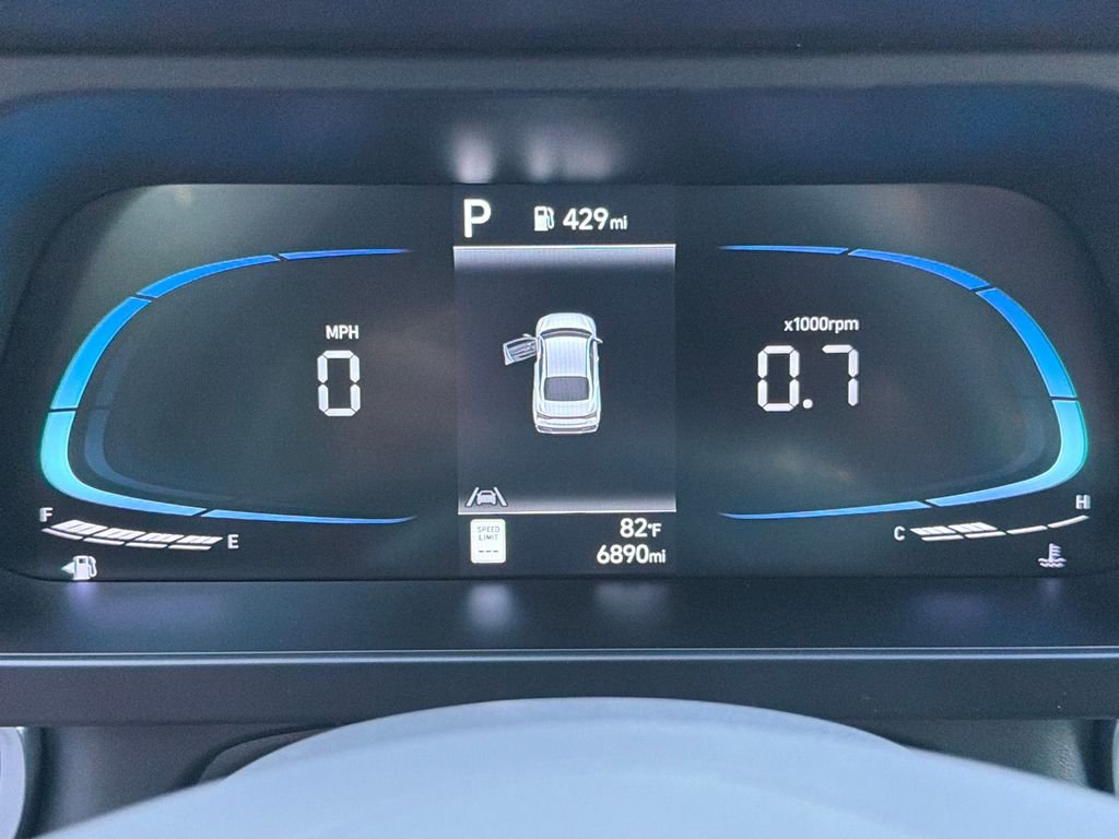 2025 Hyundai Elantra SEL - Photo 26