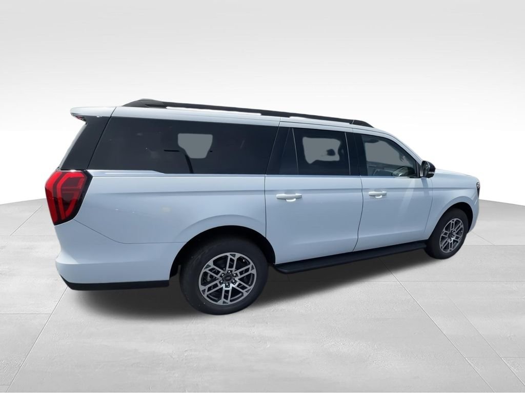 New 2026 Space Silver Metallic Ford MAX Active image 8