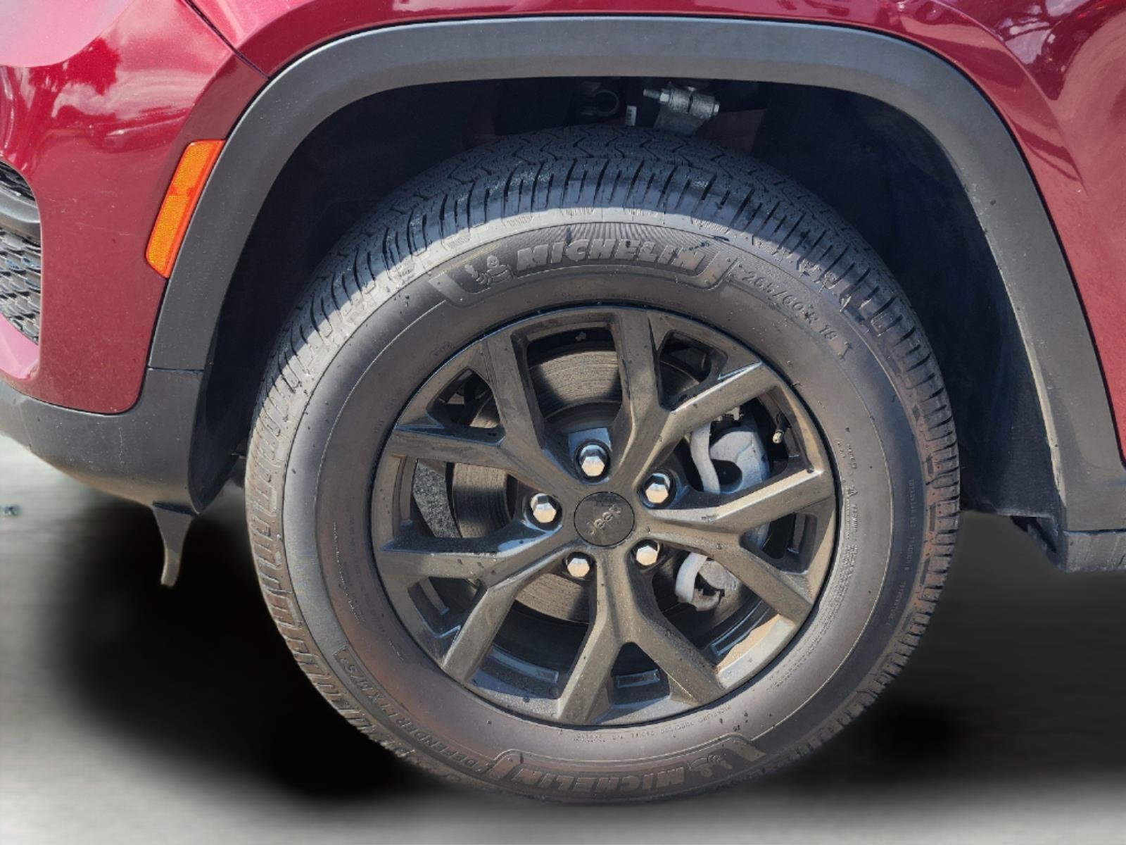 Used 2024 Velvet Red Pearlcoat Jeep Altitude image 10