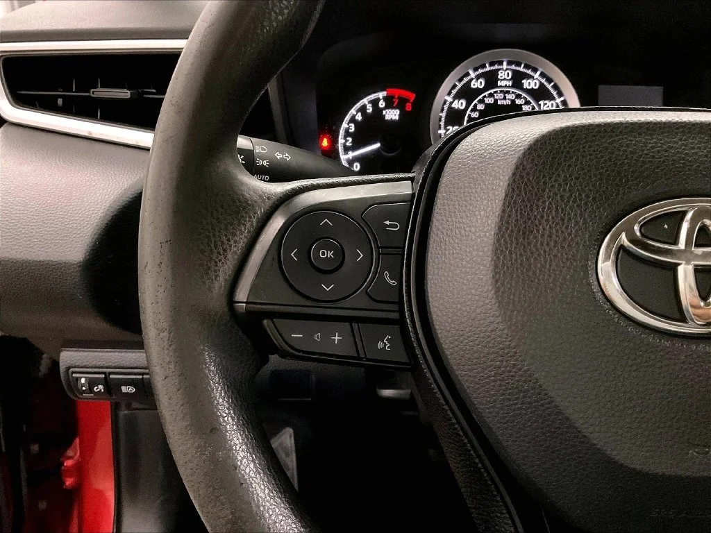 Used 2021 Red Toyota LE image 22