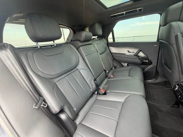 Used 2024 Gray Land Rover Dynamic SE image 17