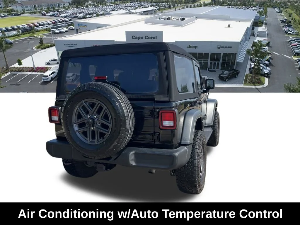 Used 2023 Black Jeep Sport S image 18