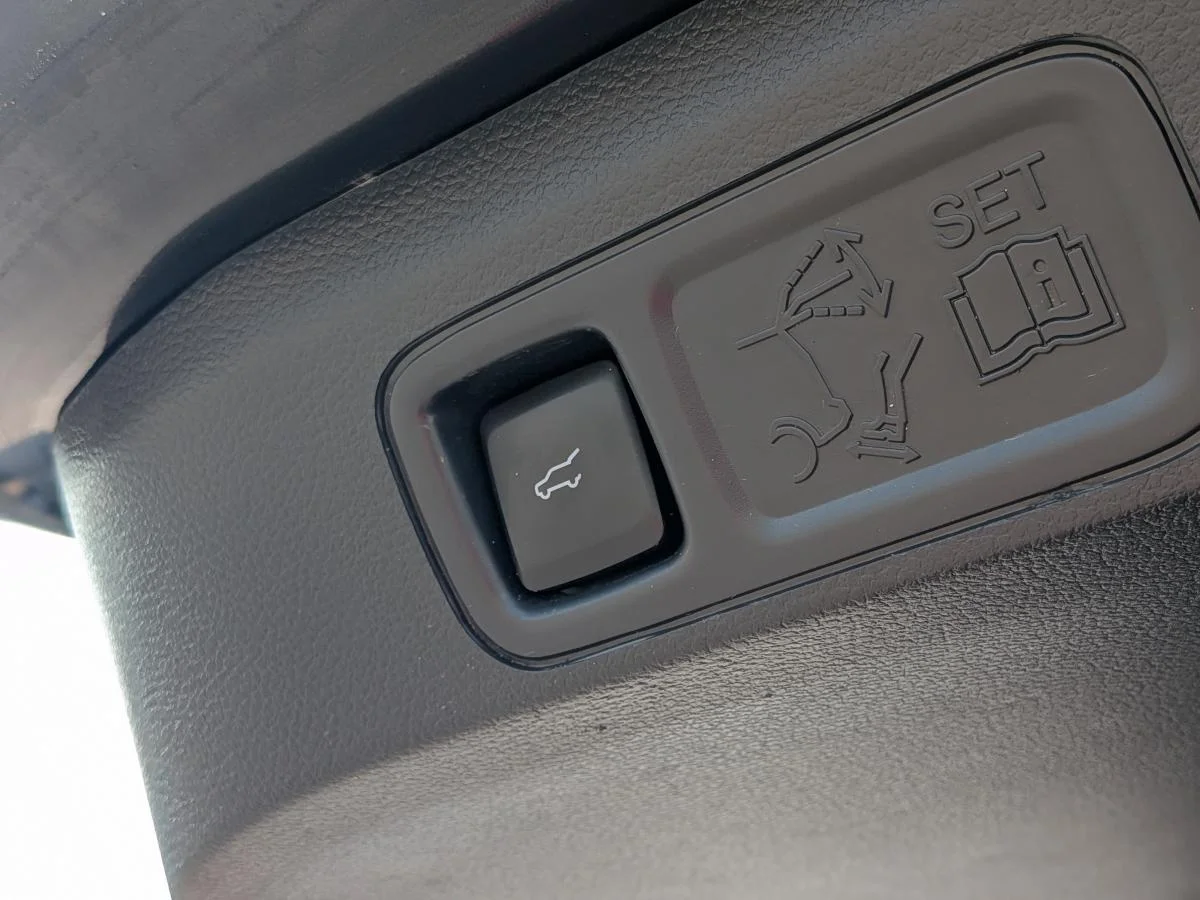 Used 2022 Blue Ford Platinum Max image 10