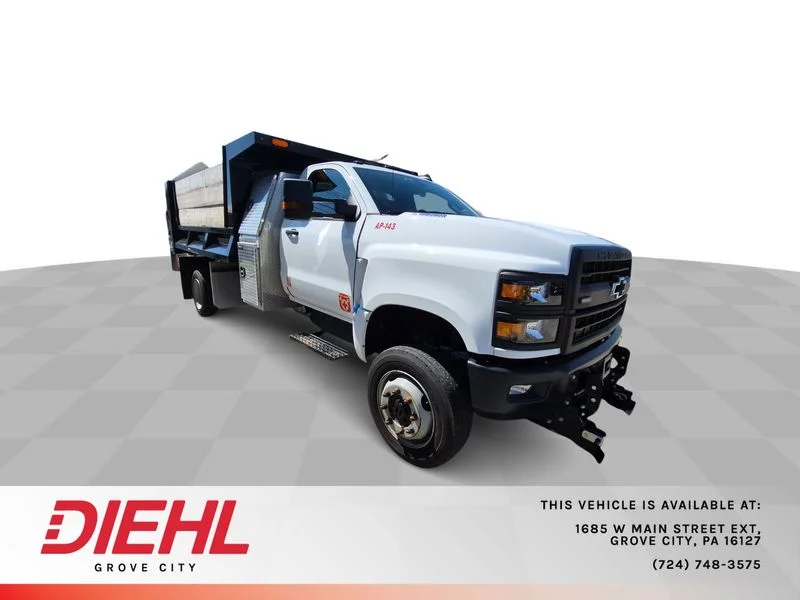 2022 Chevrolet Silverado 4500 Medium Duty Chassis Cab