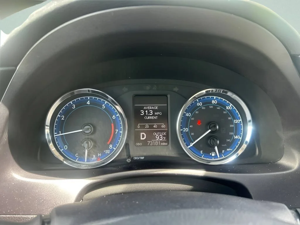 Used 2017 Slate Metallic Toyota L image 21