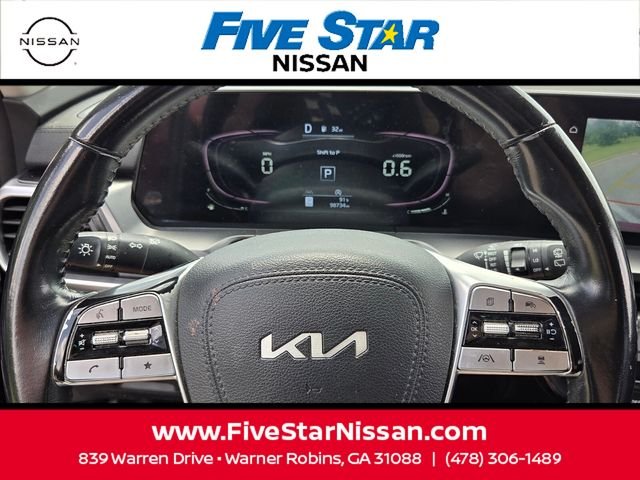 Used 2023 Red Kia S image 27