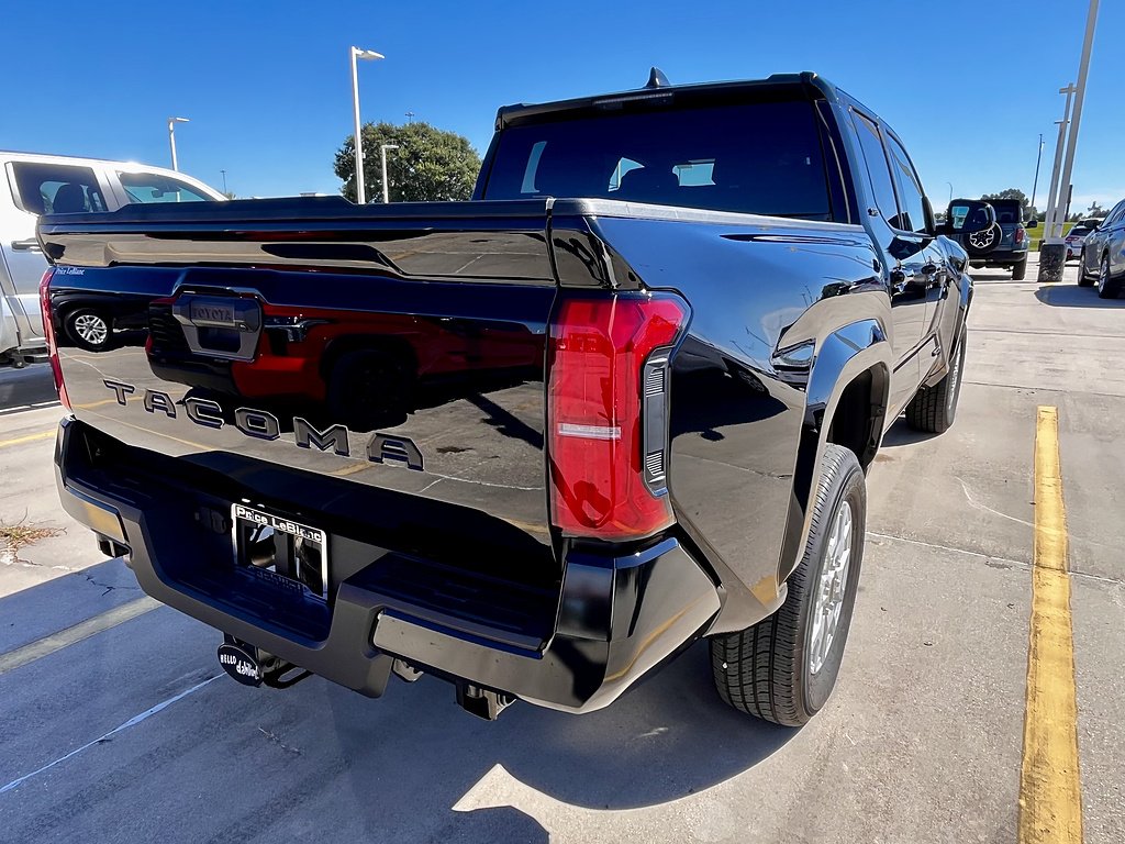 Used 2026 Black Toyota SR5 image 3