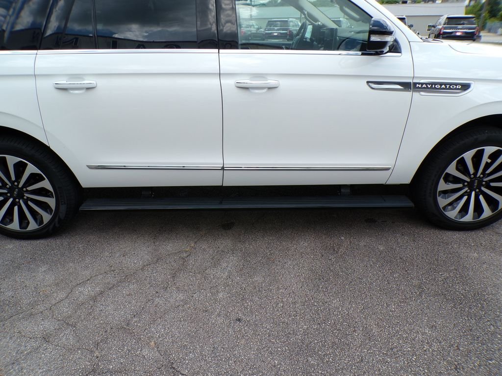 2024 Lincoln Navigator Reserve L - Photo 7