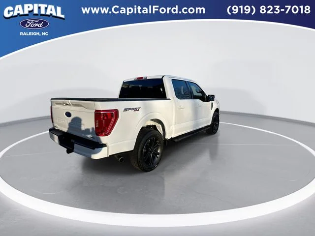 Used 2022 White Ford XLT image 8