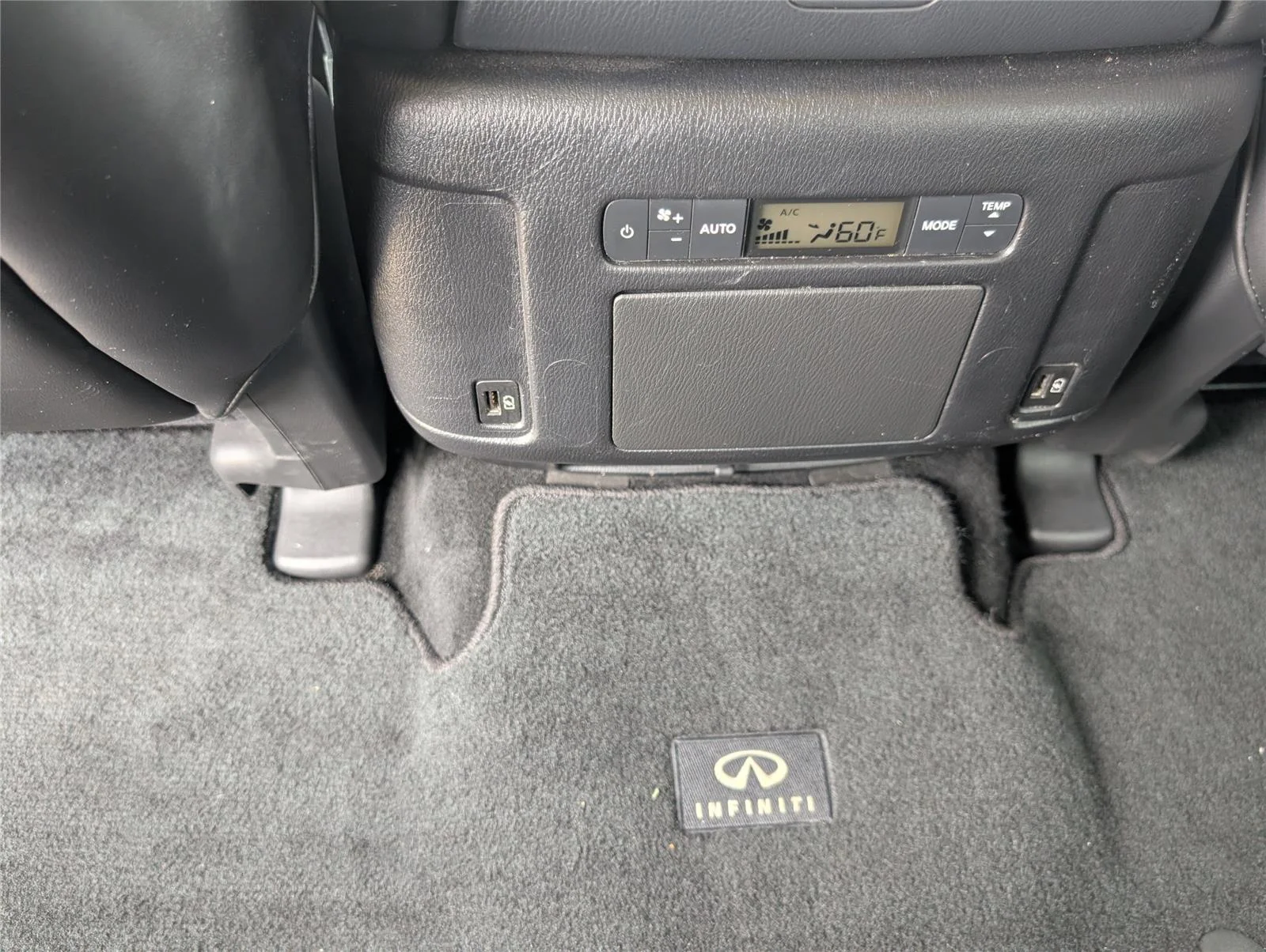 Used 2024 Anthracite Gray INFINITI LUXE image 20