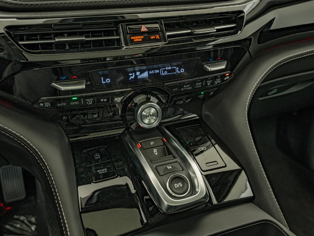 Used 2026 Platinum White Acura Advance Package image 27