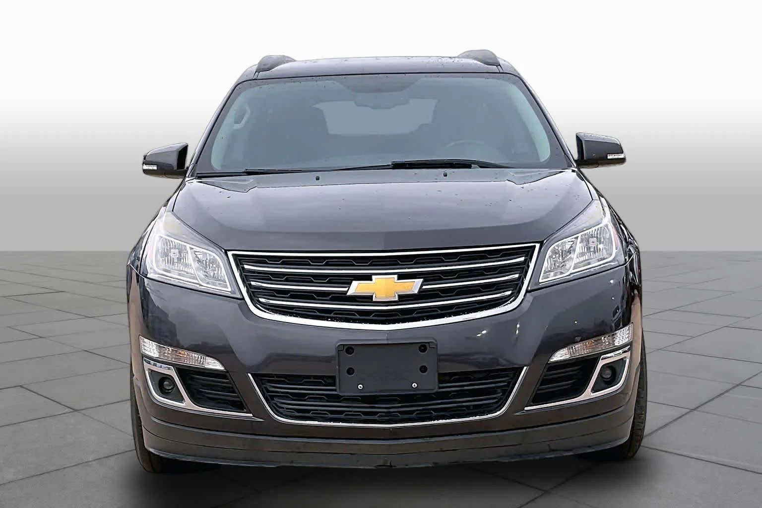 Used 2016 Tungsten Metallic Chevrolet LT image 4