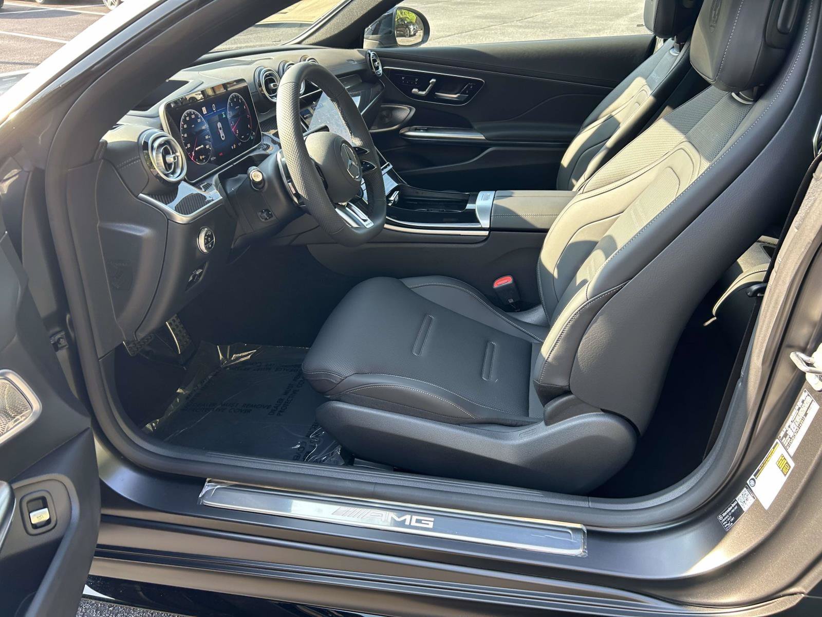 New 2027 MANUFAKTUR exclusive graphite grey magno Mercedes-Benz AMG® CLE 53 4MATIC®+ Coupe image 23