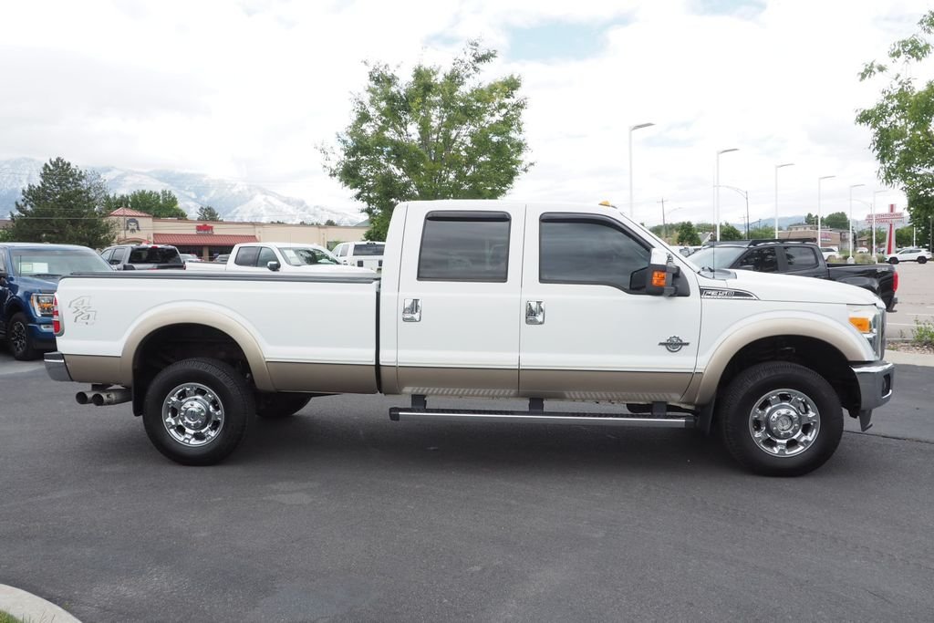 Used 2012 White Ford Lariat image 4