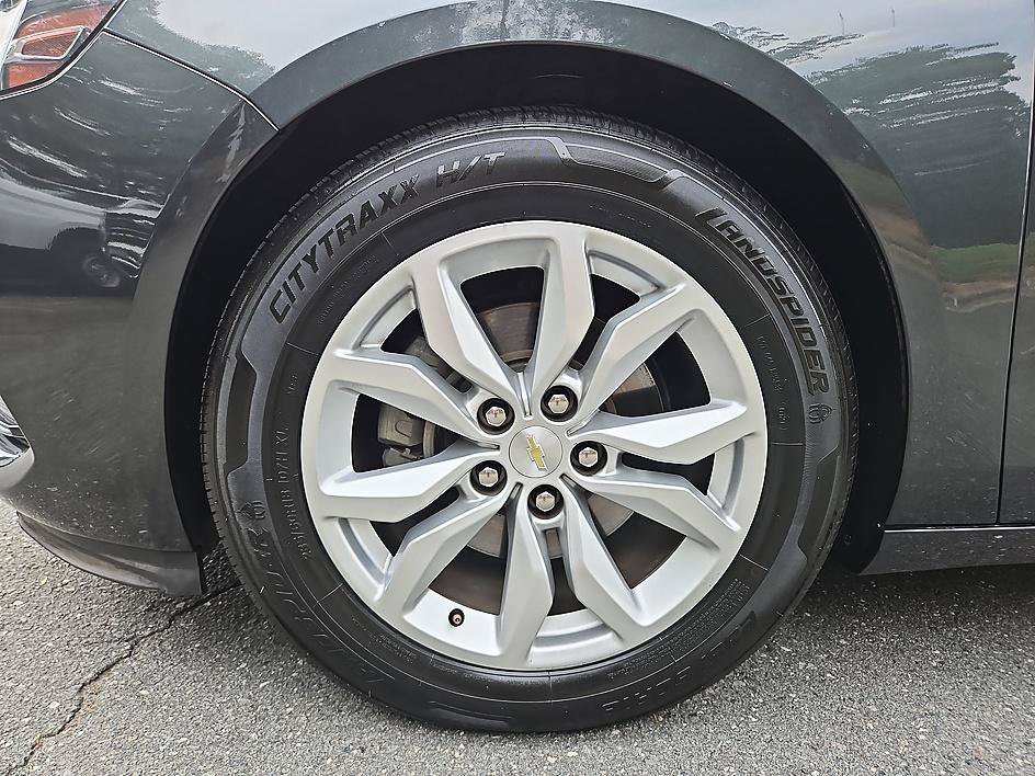 Used 2018 Nightfall Gray Metallic Chevrolet LT image 8