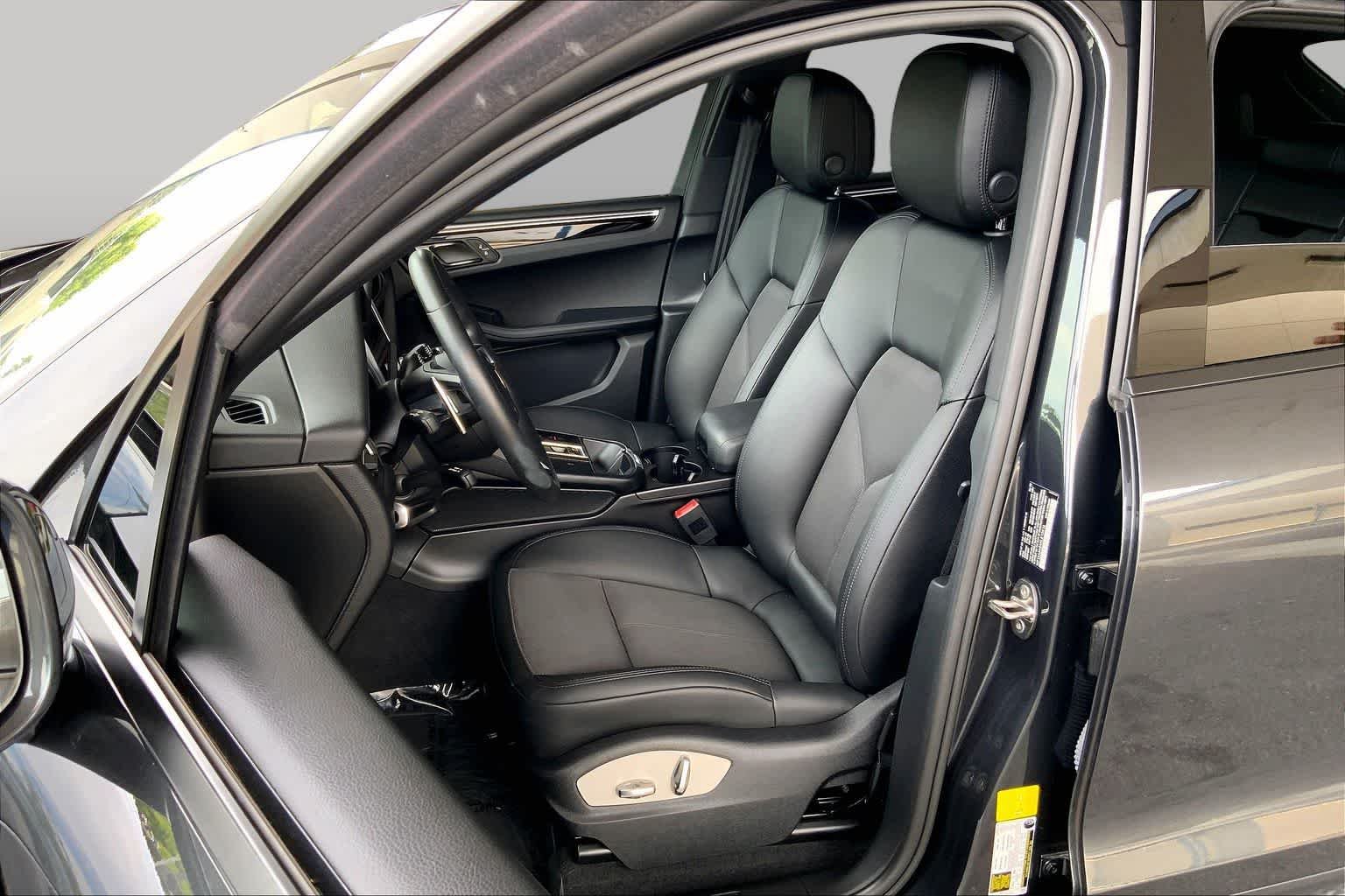 2022 Porsche Macan Base - Photo 8