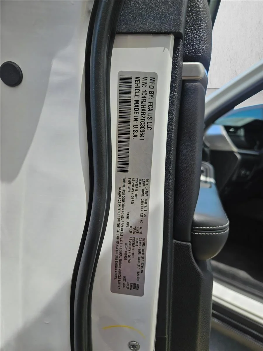 New 2026 Bright White Clearcoat Jeep Laredo Altitude image 19