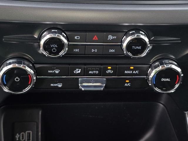 New 2026 Iconic Silver Metallic Ford XLT image 74