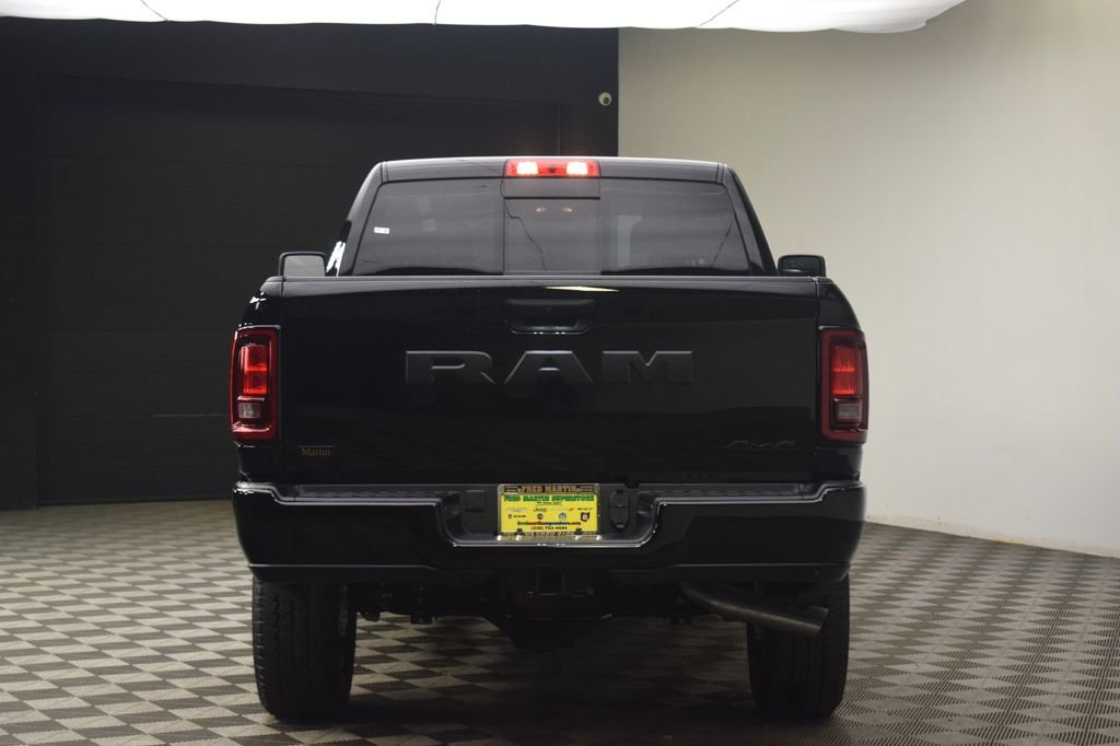 New 2026 Diamond Black Crystal Pearl-Coat Exterior Paint RAM Tradesman image 12