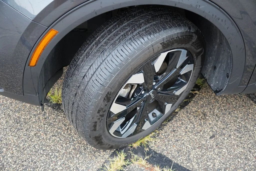 Used 2024 Gravity Gray Kia X-Line image 13
