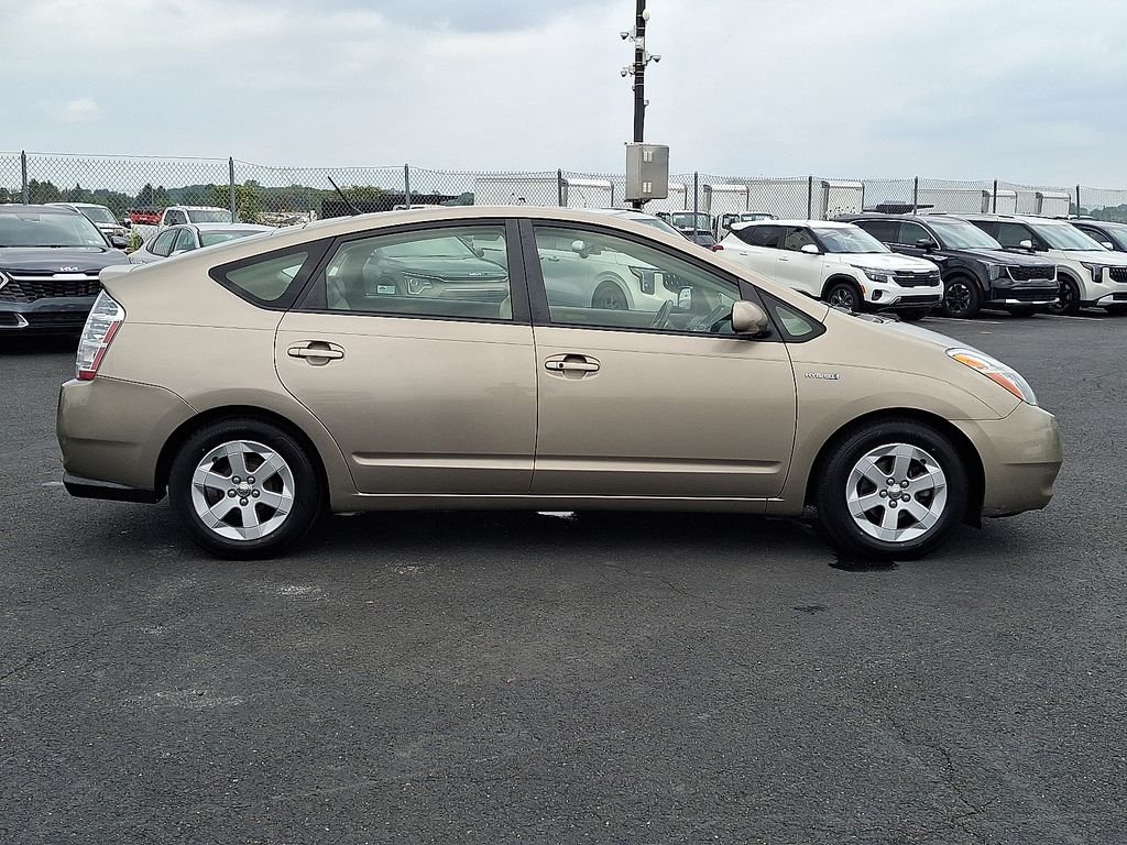 Used 2009 Beige Toyota  image 7